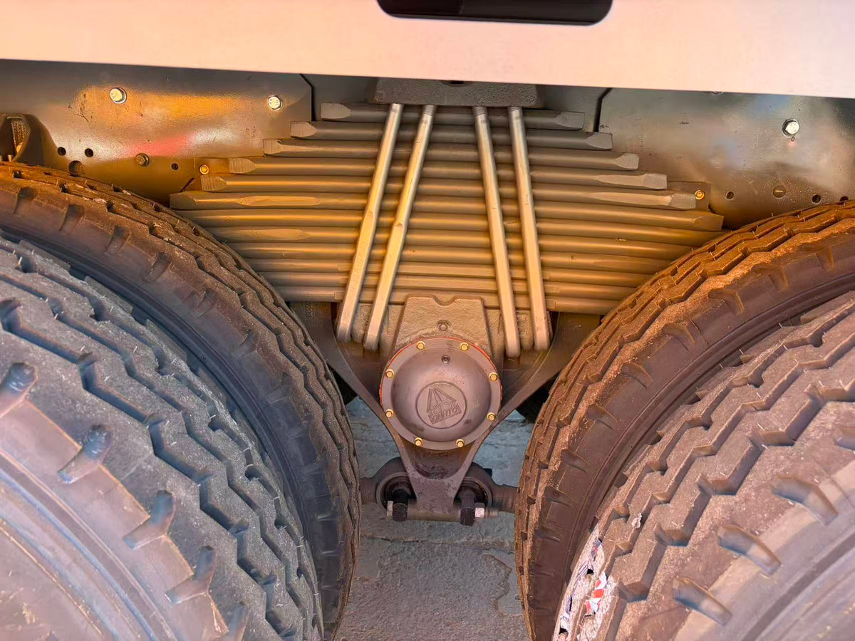 Remanufactured Sinotruk Howo NX 430 hp 8X4 Dump Truck