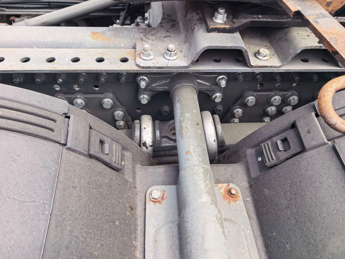 Used 2023 SINOTRUK HOWO 480 hp 200,000 km 6X4 Tractor Truck