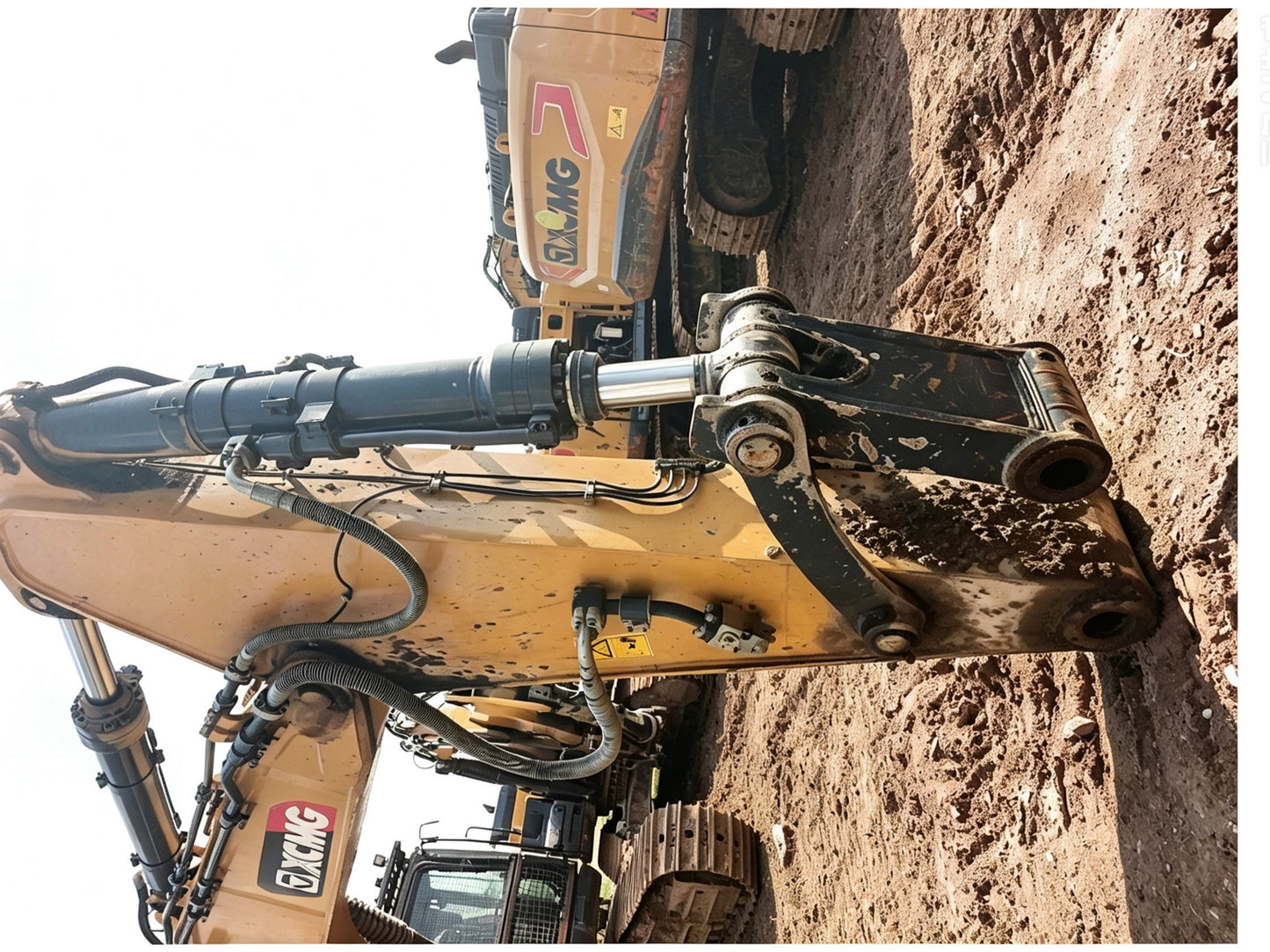 Used 2022 XCMG XE600DK MAX 59.5 t Crawler Excavator – Unit 00109