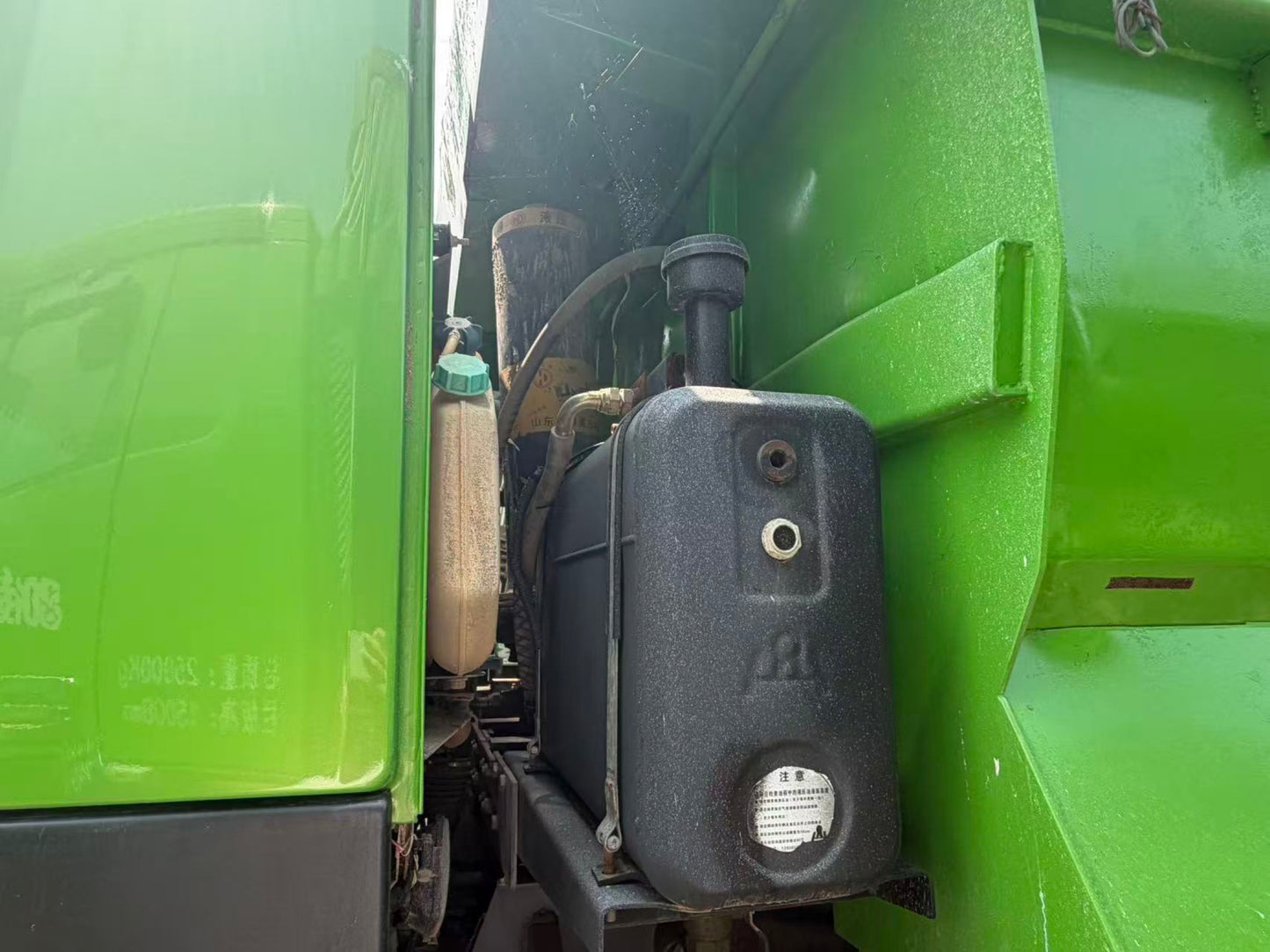 Used SINOTRUK HOWO 380 HP 6×4 Dump Truck