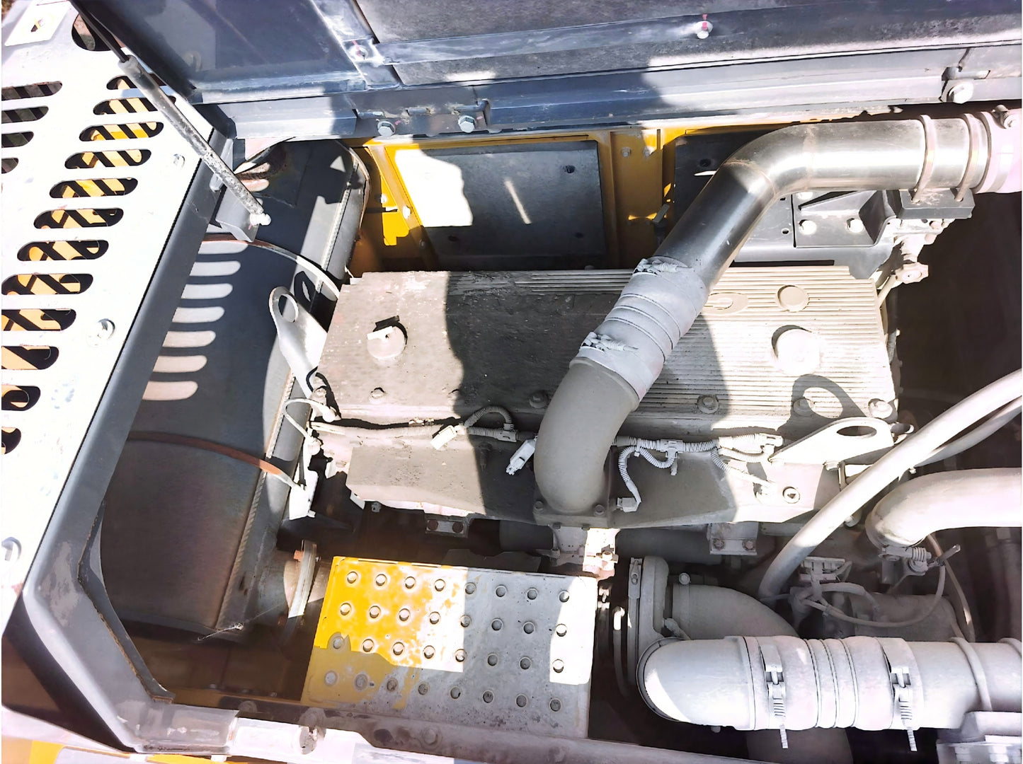 Used 2021 XCMG XE490DK 48 t Crawler Excavator – Unit 03390