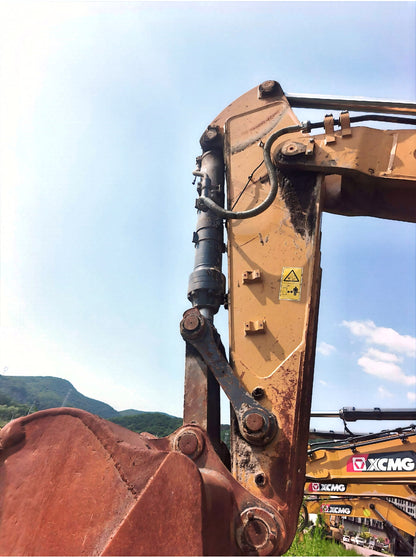 Used 2021 XCMG XE490DK 48 t Crawler Excavator – Unit 03390