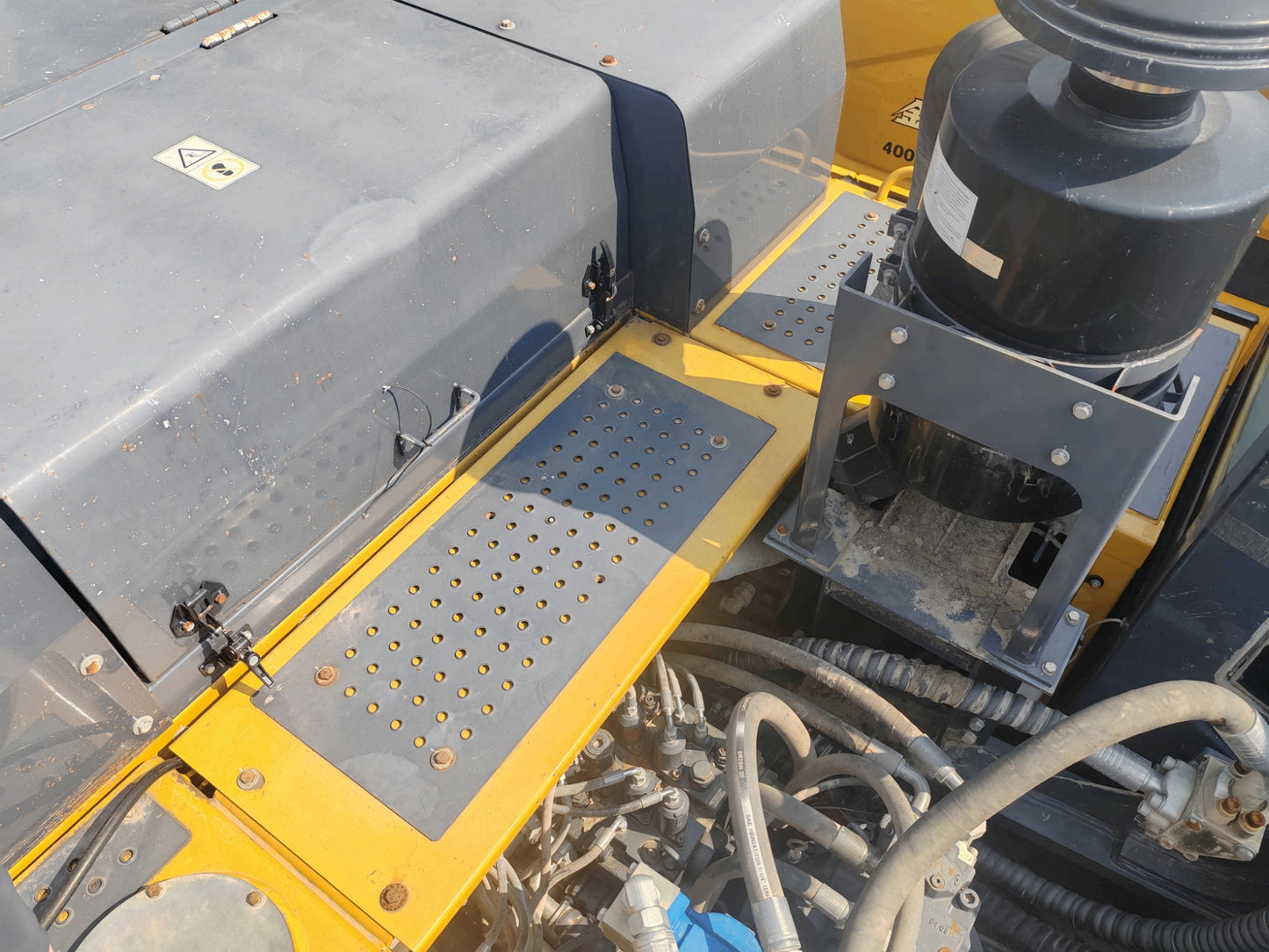 Used XCMG XE490DK 48 t Crawler Excavator – Unit 03168