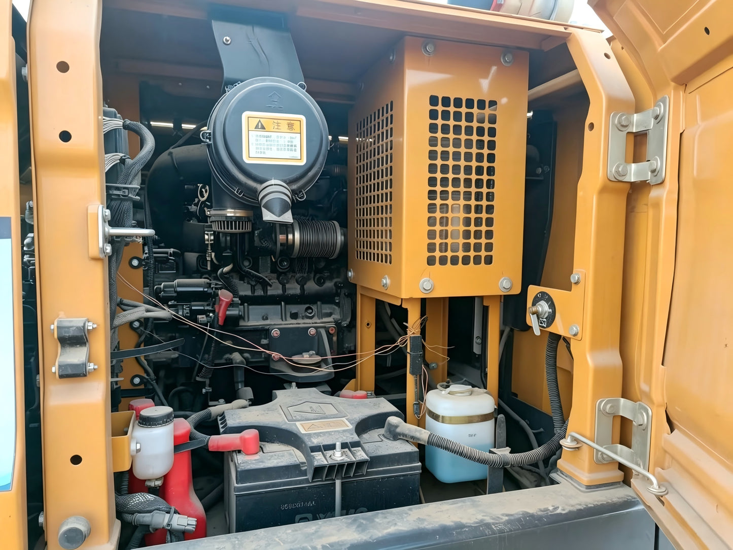 Used 2025 XCMG XE80WG 6.9 t Wheeled Excavator – Unit 00082