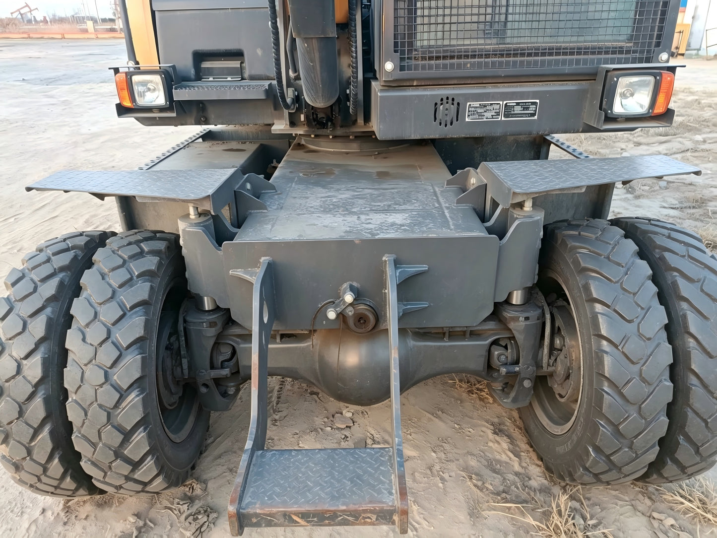 Used 2025 XCMG XE80WG 6.9 t Wheeled Excavator – Unit 00082