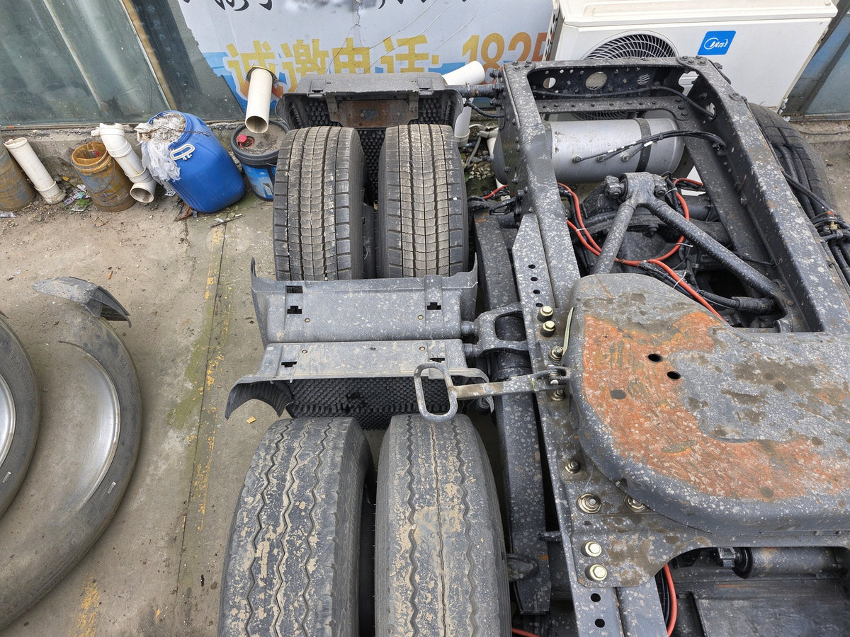 Used 2023 FAW J7 660 hp 36,0000km 6X4 Tractor Truck