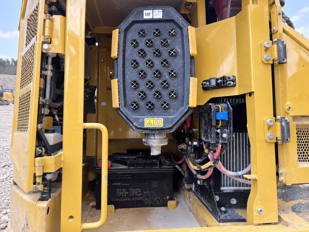 Used 2023 A41 CAT 333 32.9 t 6600h Crawler Excavator – Unit CAT333