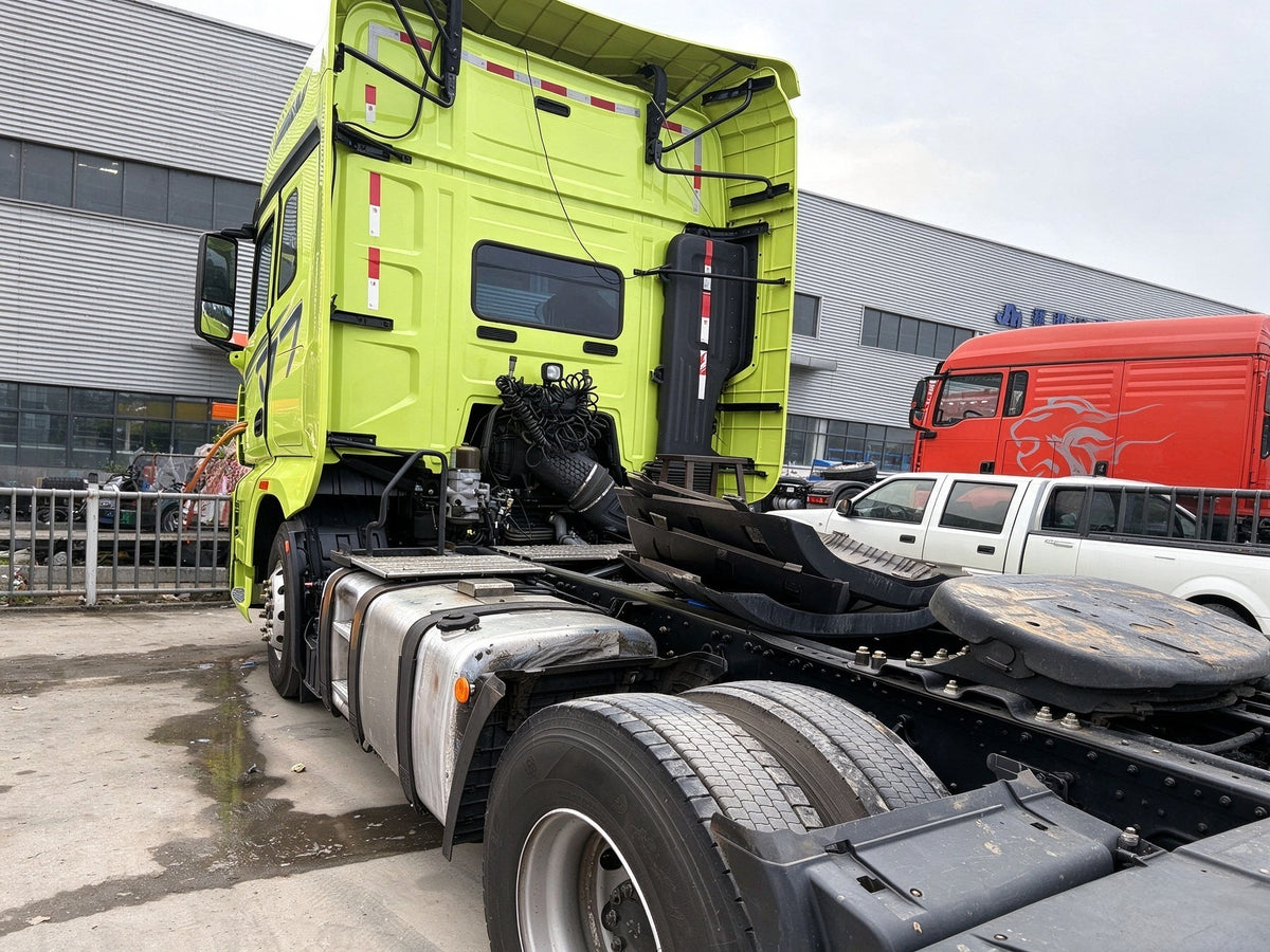 Used 2023 FAW Jiefang J7 660 hp 300,000-400,000km 6X4 Tractor Truck