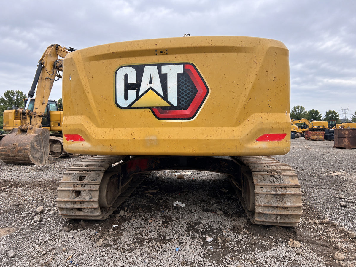 Used 2023 A40 CAT 333 32.9 t 6100h Crawler Excavator – Unit CAT333