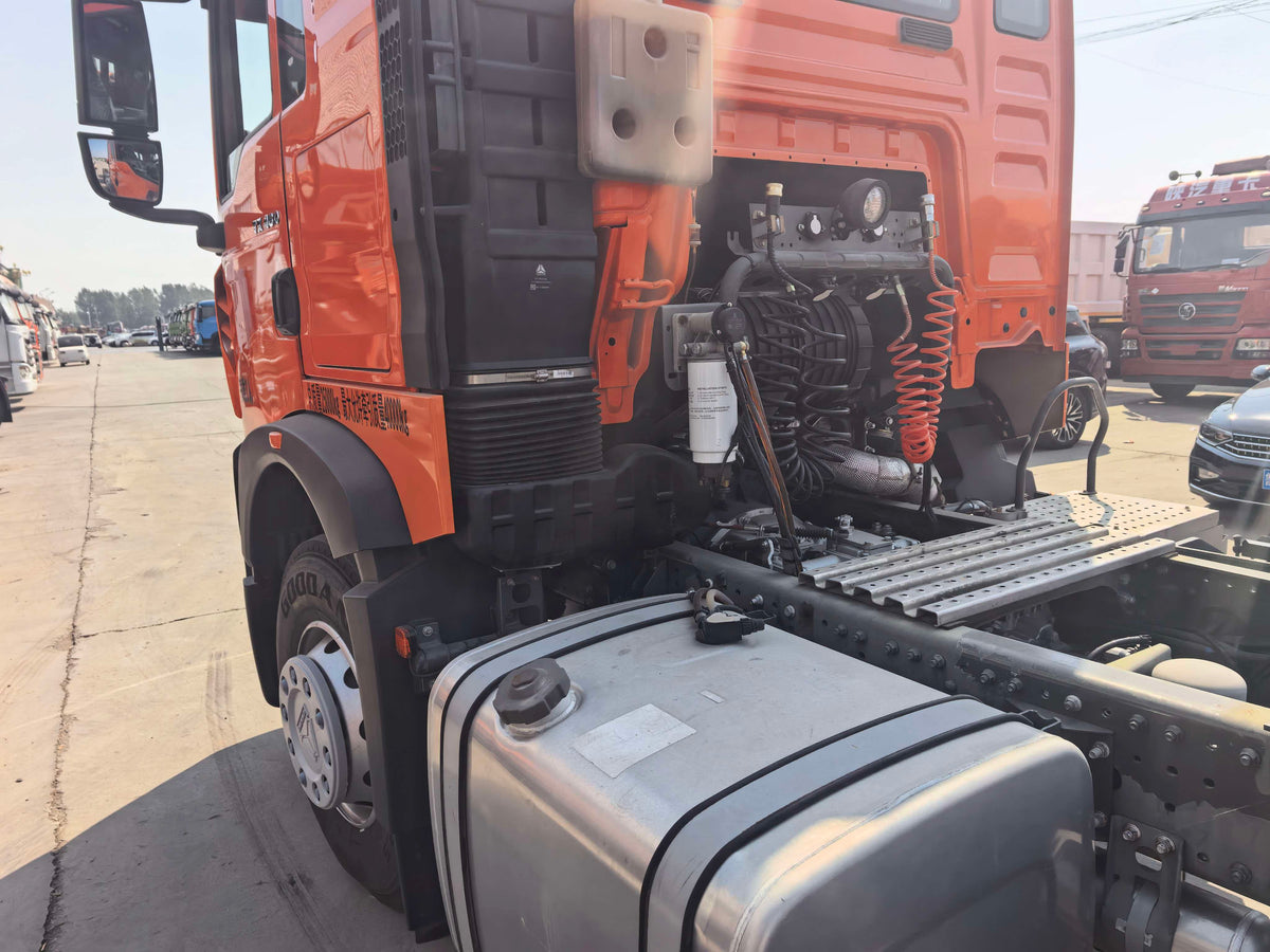 Used 2021 SINOTRUK HOWO TX 460 hp Several thousand km 6X4 Tractor Truck