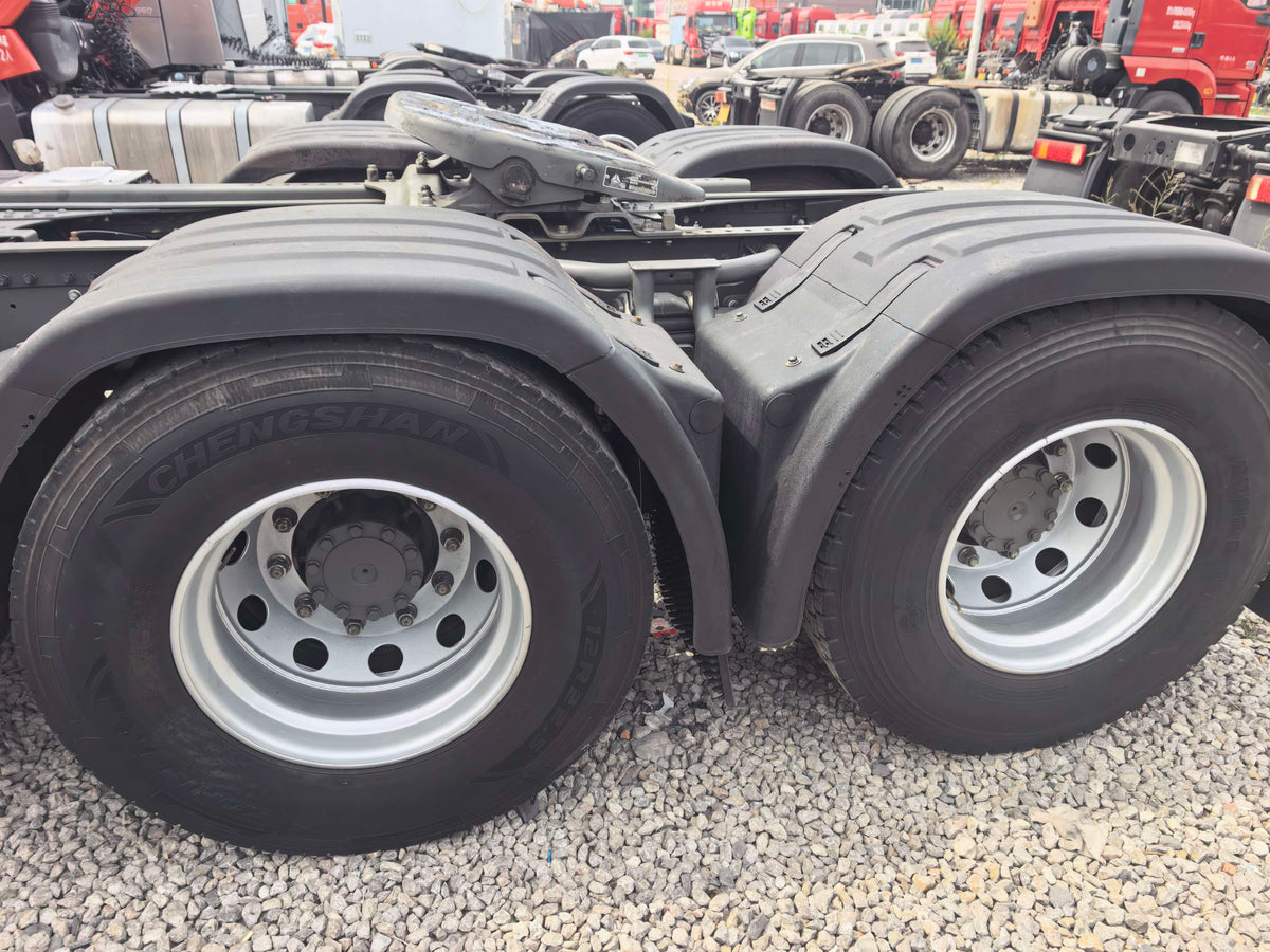 Used 2022 SINOTRUK HOWO TH7 510 hp 6X4 Tractor Truck