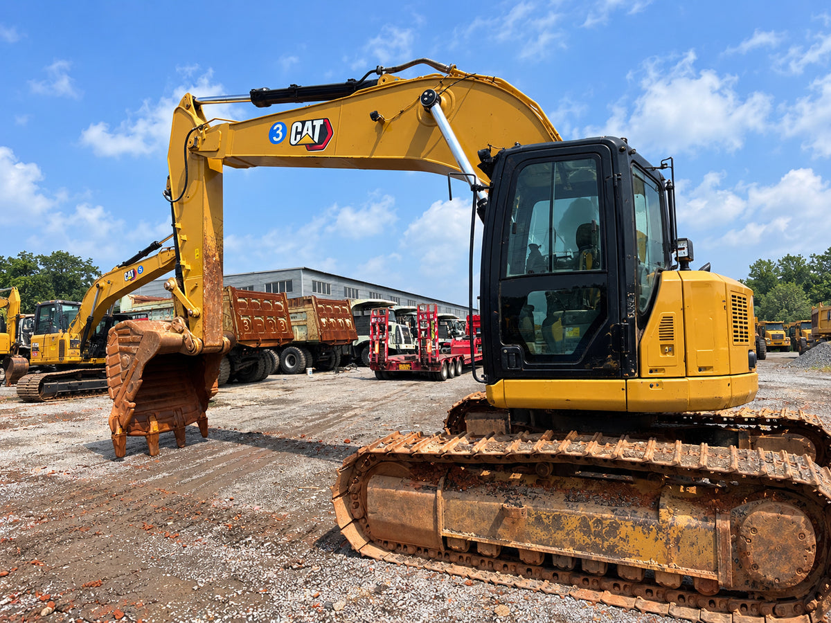 Used 2023 A42 CAT 333 32.9 t 7400h Crawler Excavator – Unit CAT333