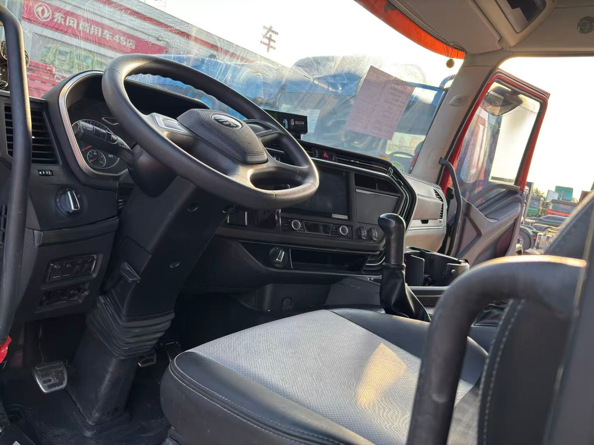 Used 2022 FAW Jiefang J6P 460 hp 6X4 Tractor Truck