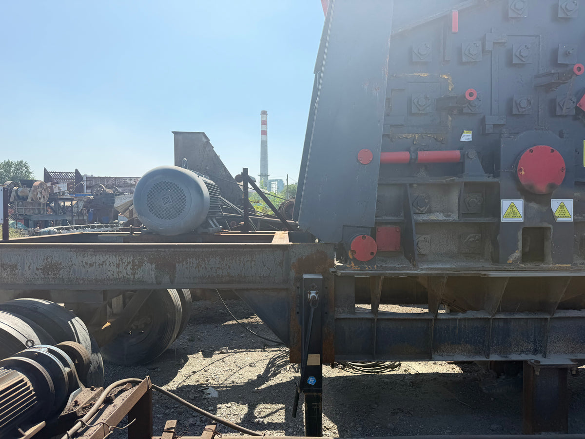 Used PF1315 Tire-type Mobile Impact Crushing Station