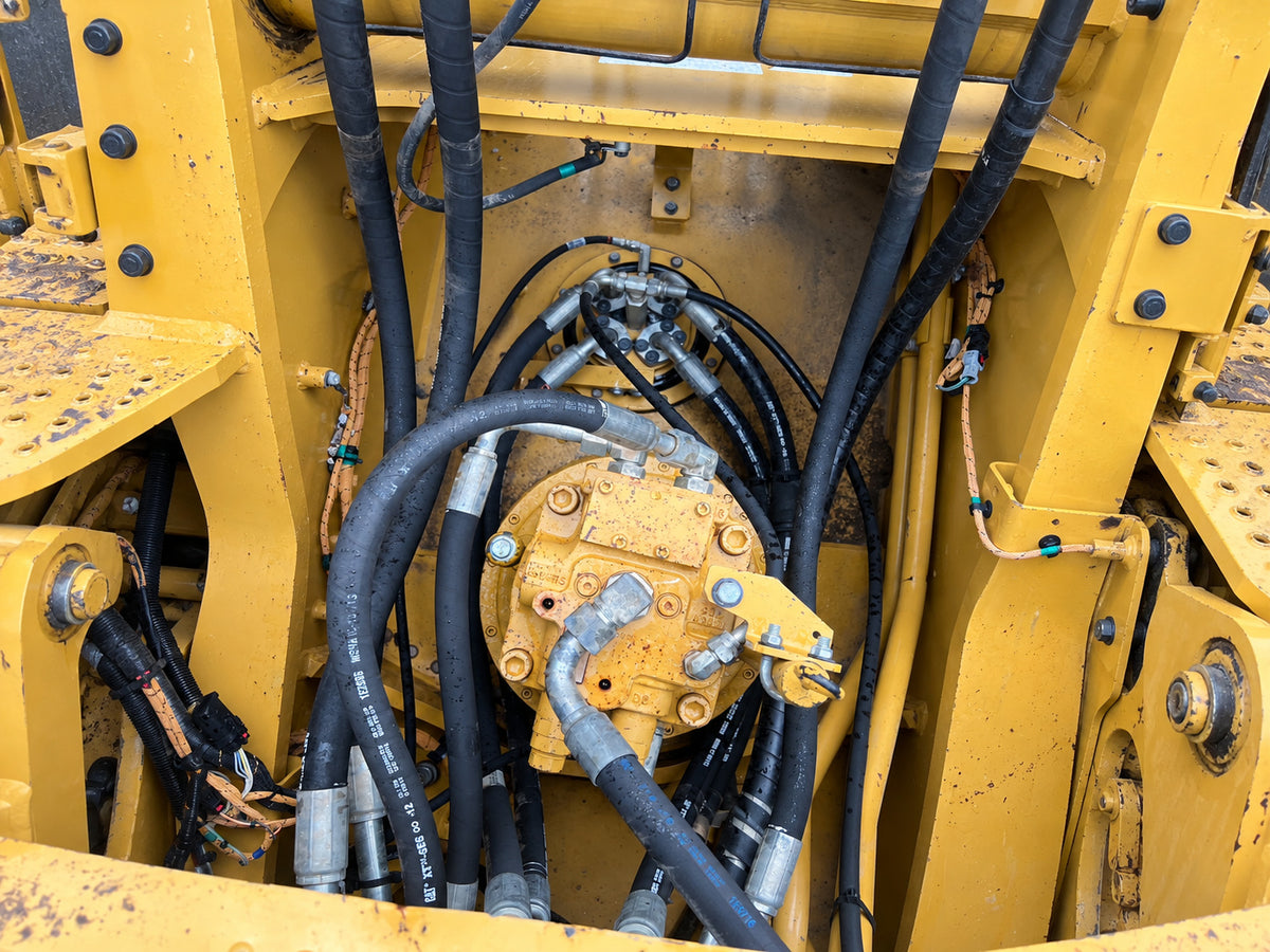 Used 2023 A40 CAT 333 32.9 t 6100h Crawler Excavator – Unit CAT333
