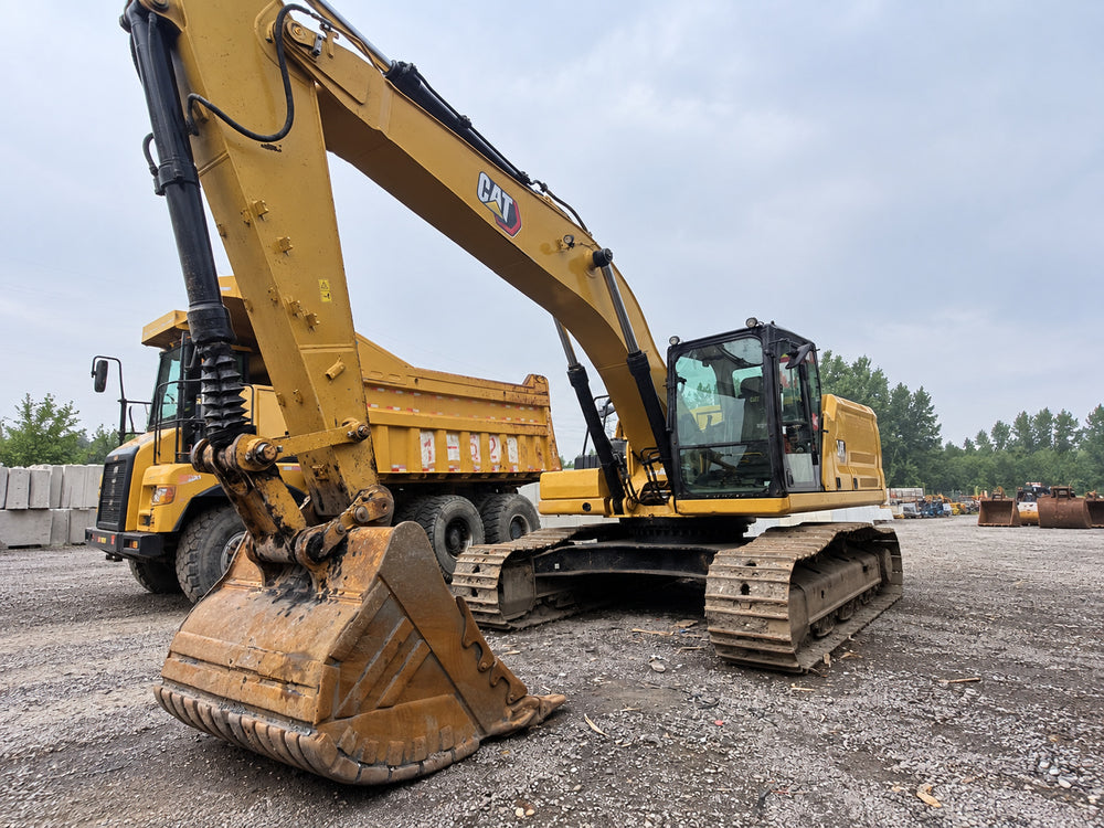 Used 2023 A40 CAT 333 32.9 t 6100h Crawler Excavator – Unit CAT333