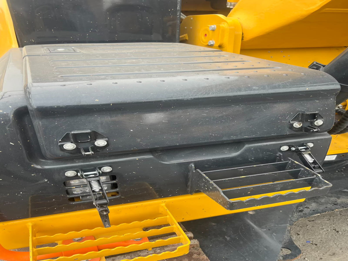 Used 2025 LiuGong 936FG4 38.5 t 1200h Crawler Excavator - Unit 936
