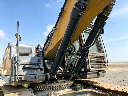 Used XCMG XE600DK MAX 59.5 t Crawler Excavator – Unit 00089