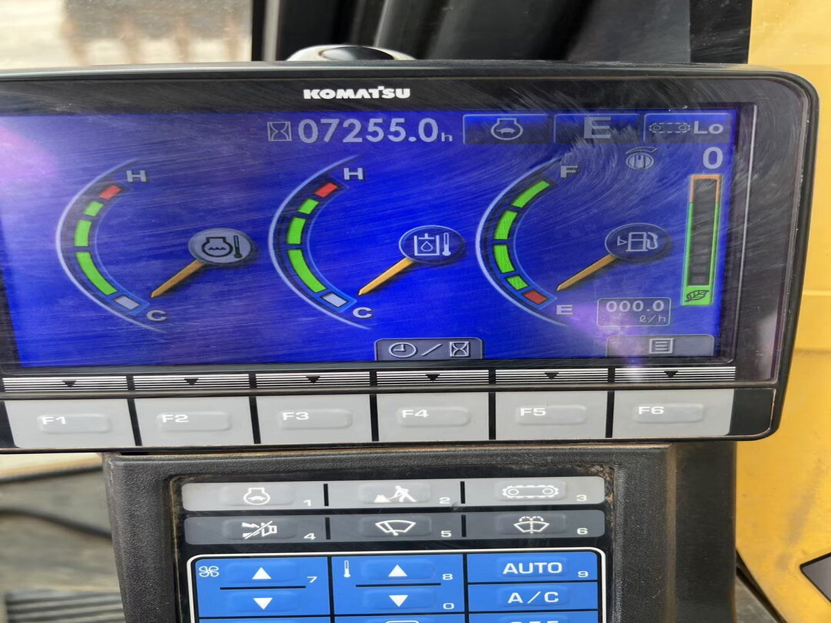 Used 2018 KOMATSU PC360-8M0 33.55 t Crawler Excavator – Unit PC360