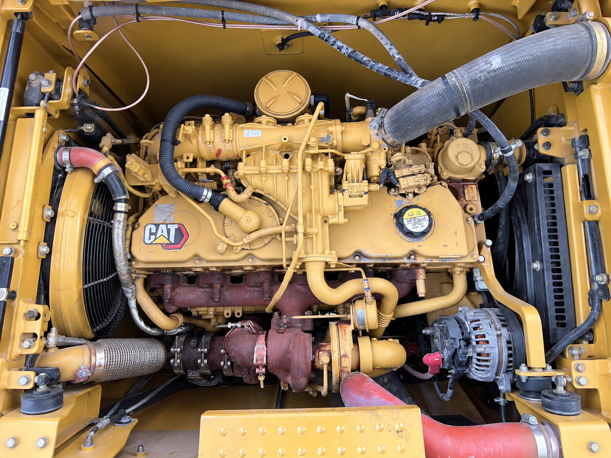 Used 2023 A40 CAT 333 32.9 t 6100h Crawler Excavator – Unit CAT333
