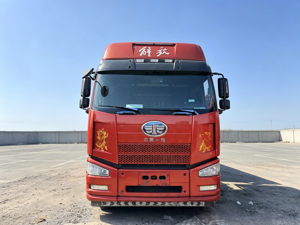 Used FAW Jiefang J6P 420 HP 6×4 Tractor Truck-002