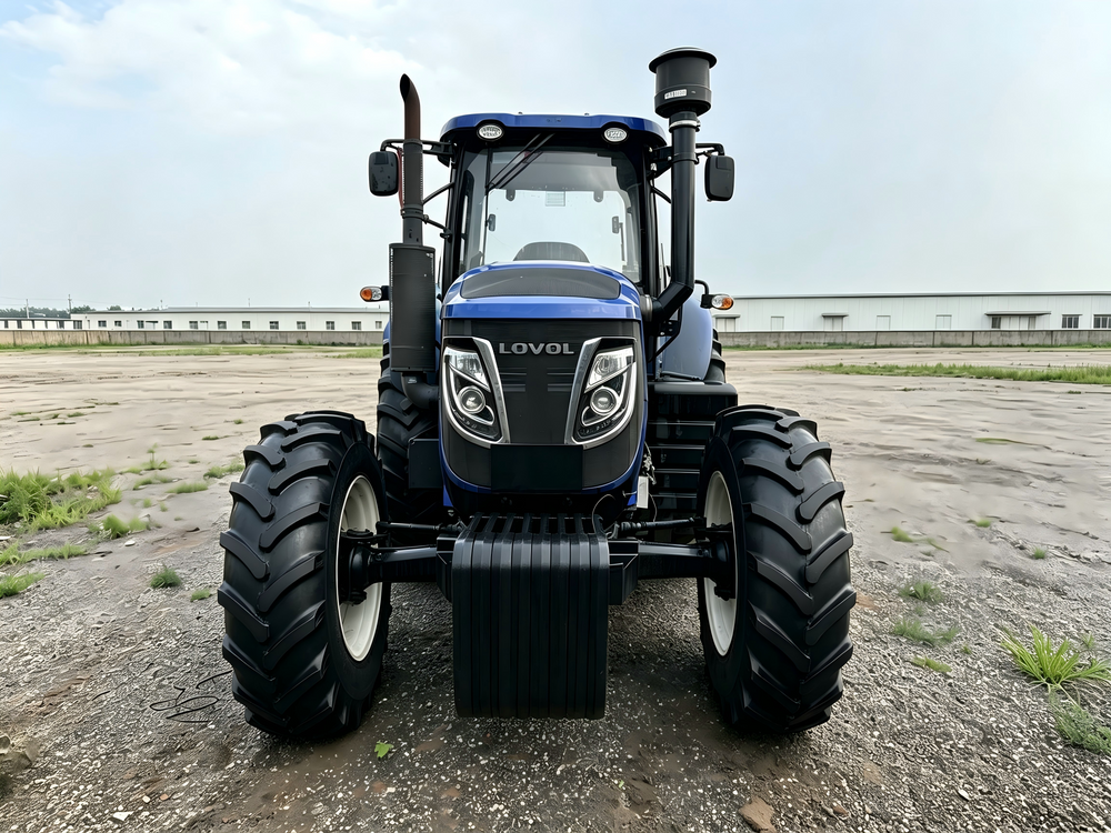 Used LOVOL Oubao MW2104-6 210 HP 4WD Tractor