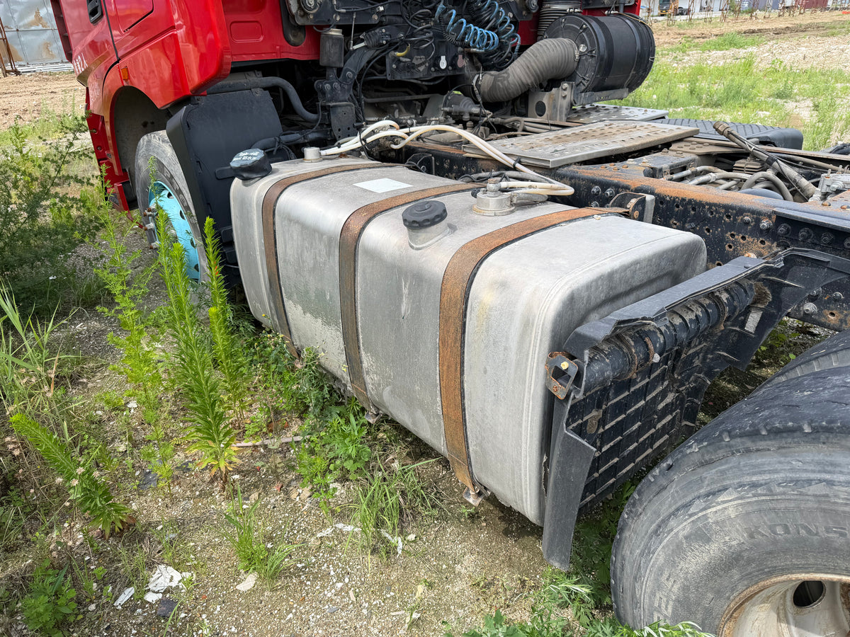 Used BEIBEN V3ET 460 HP 6×4 Tractor Truck-4686