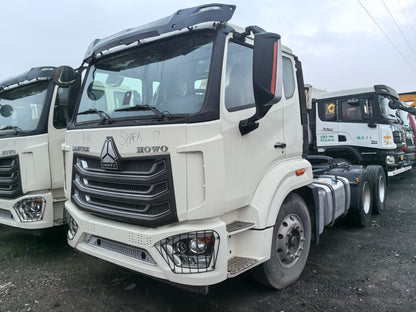 Used Sinotruk HOWO 430 hp 6X4 6.9 m Tractor Truck-001