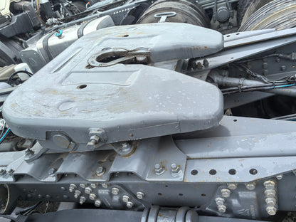 Used Sinotruk HOWO 430 hp 6X4 6.9 m Tractor Truck-001