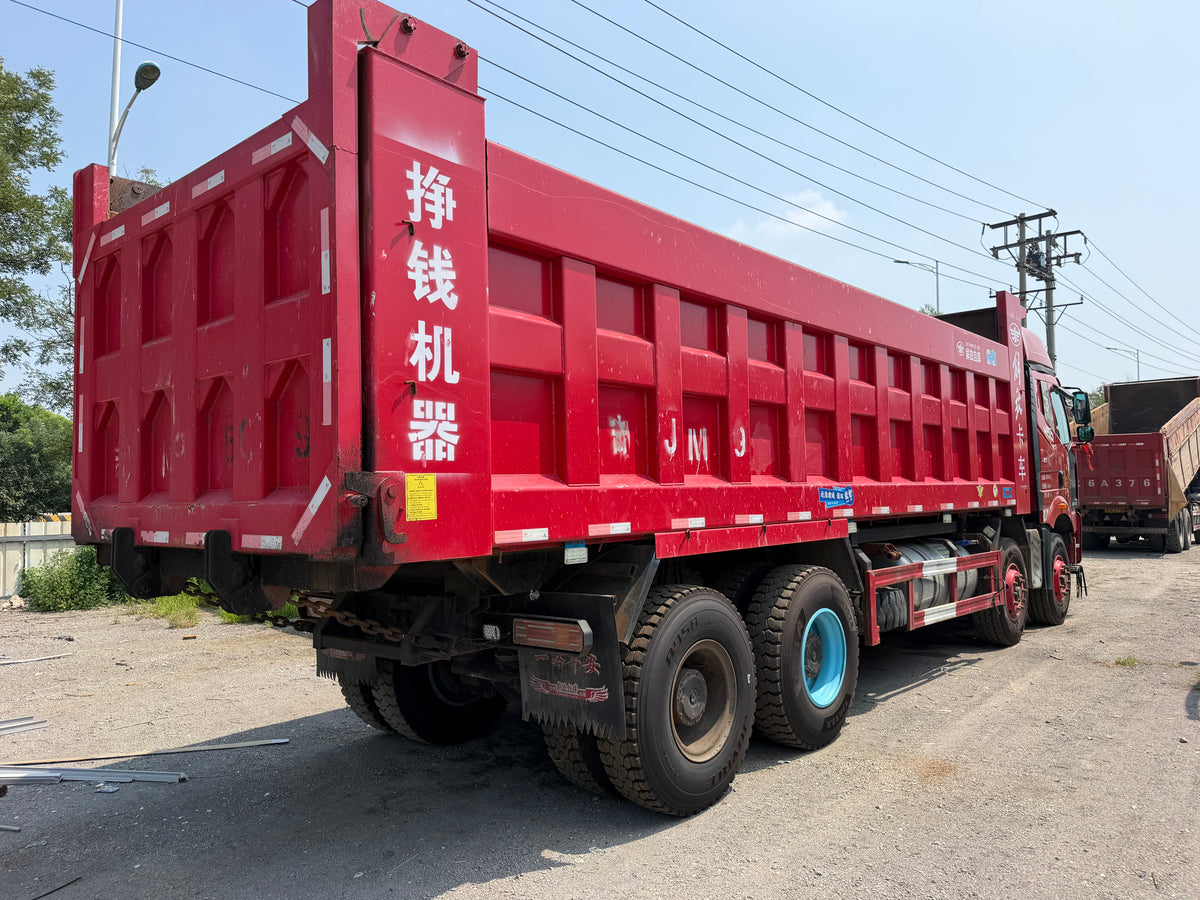 Used FAW Jiefang New J6P 550 hp 8X4 8.8 m China V Dump Truck-9509
