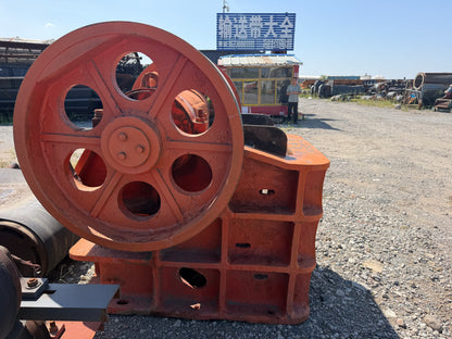 Used Yuefeng PE400×600 6.5t Jaw Crusher