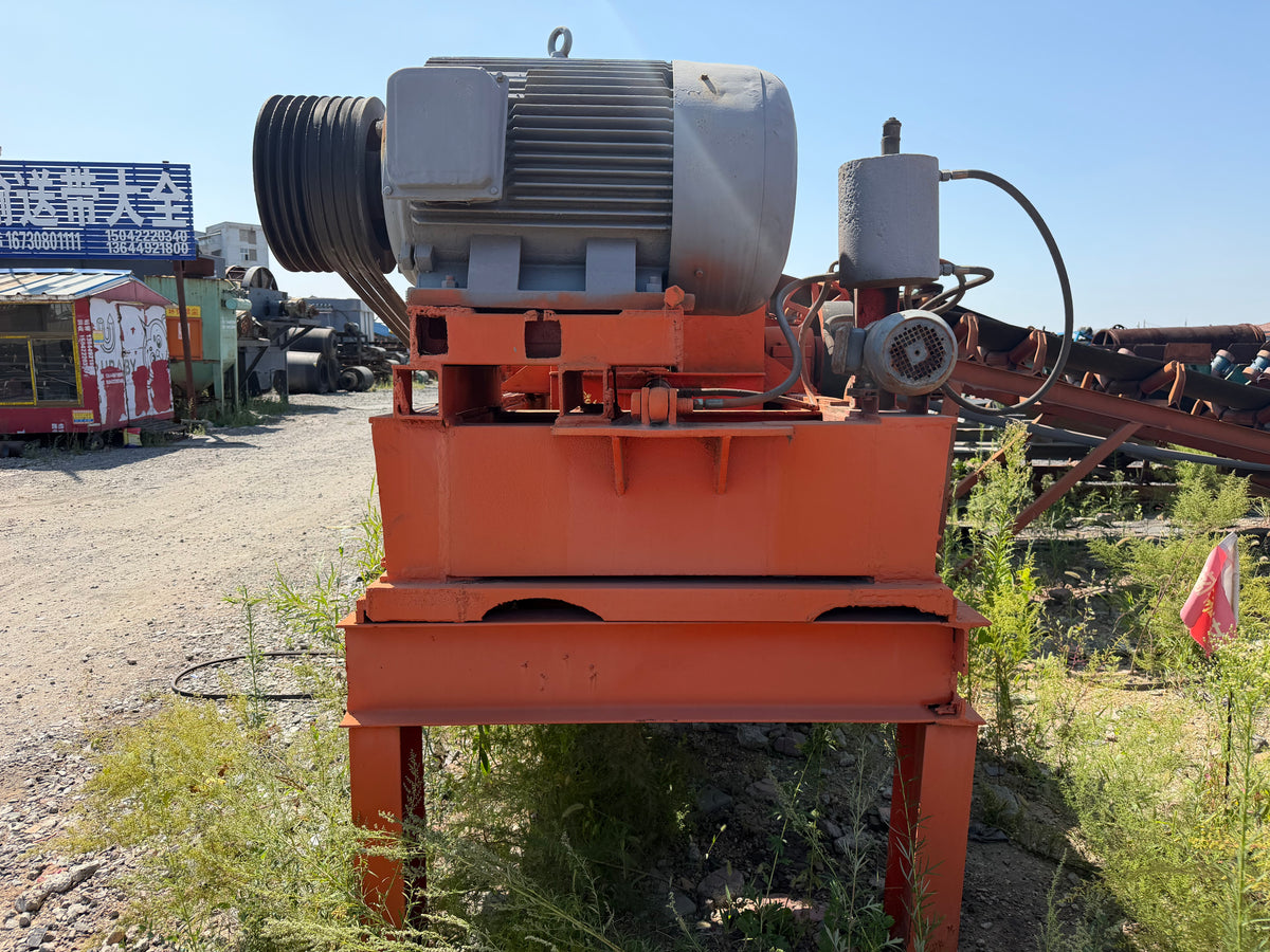 Used Yuefeng PCX-1010 High-efficiency Fine Crusher