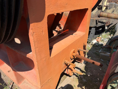Used Yuefeng PE750×1060 17t Jaw Crusher