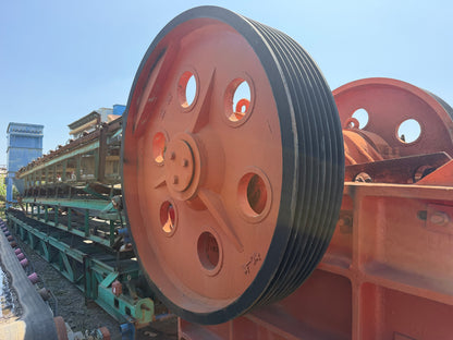 Used Yuefeng PE750×1060 17t Jaw Crusher