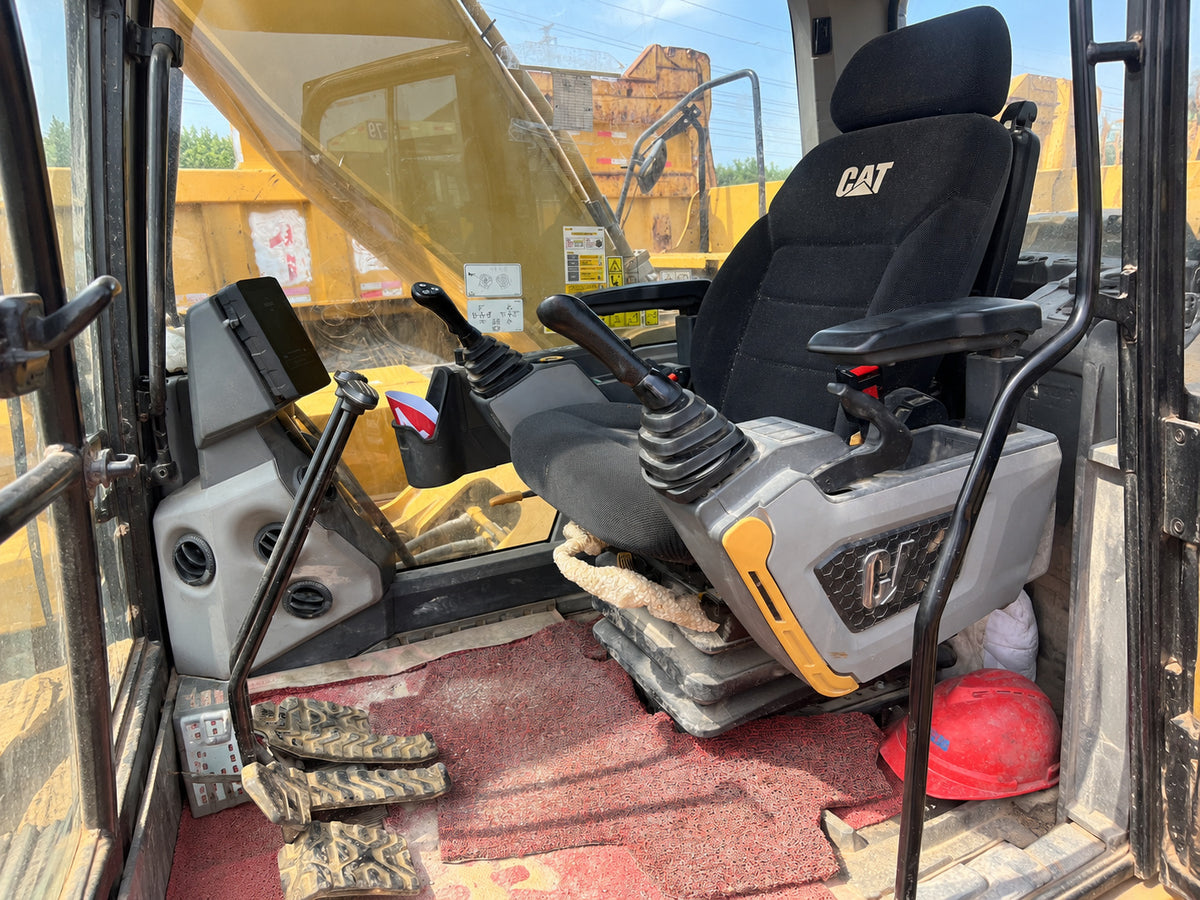 Used 2023 A43 CAT 333 32.9 t 5700h Crawler Excavator – Unit CAT333