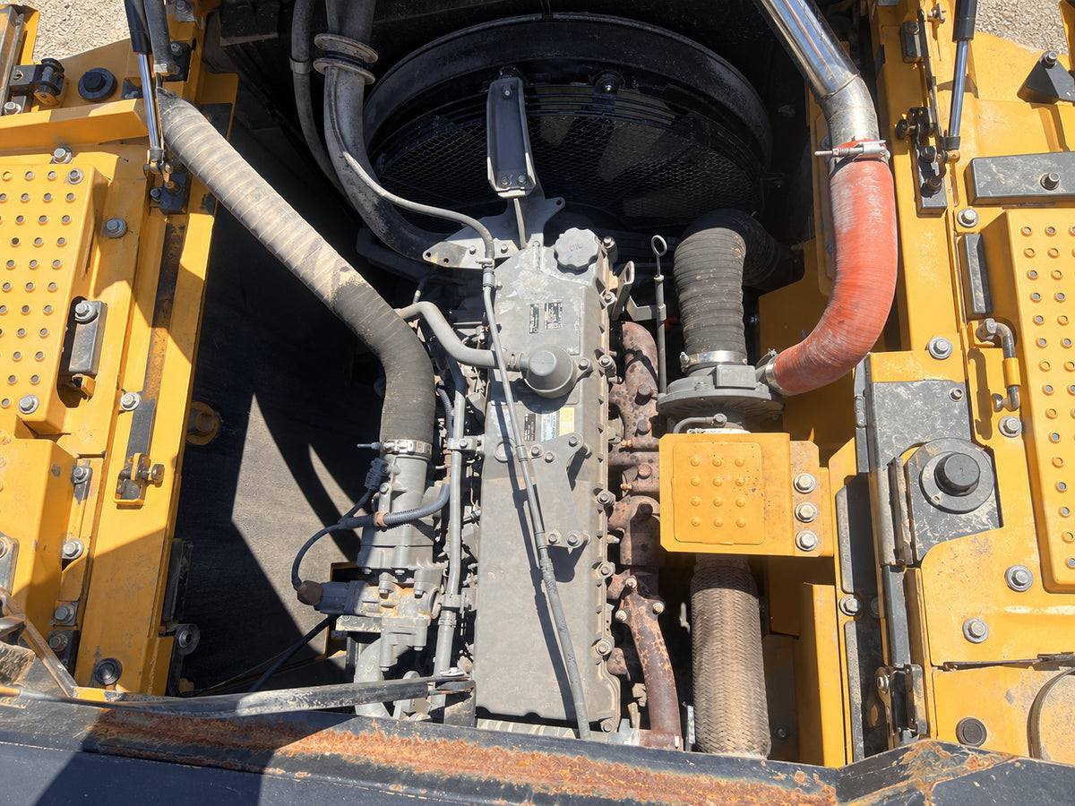 Used 2022 SANY SY375H 37.5 t 7540h Crawler Excavator - Unit SY375H