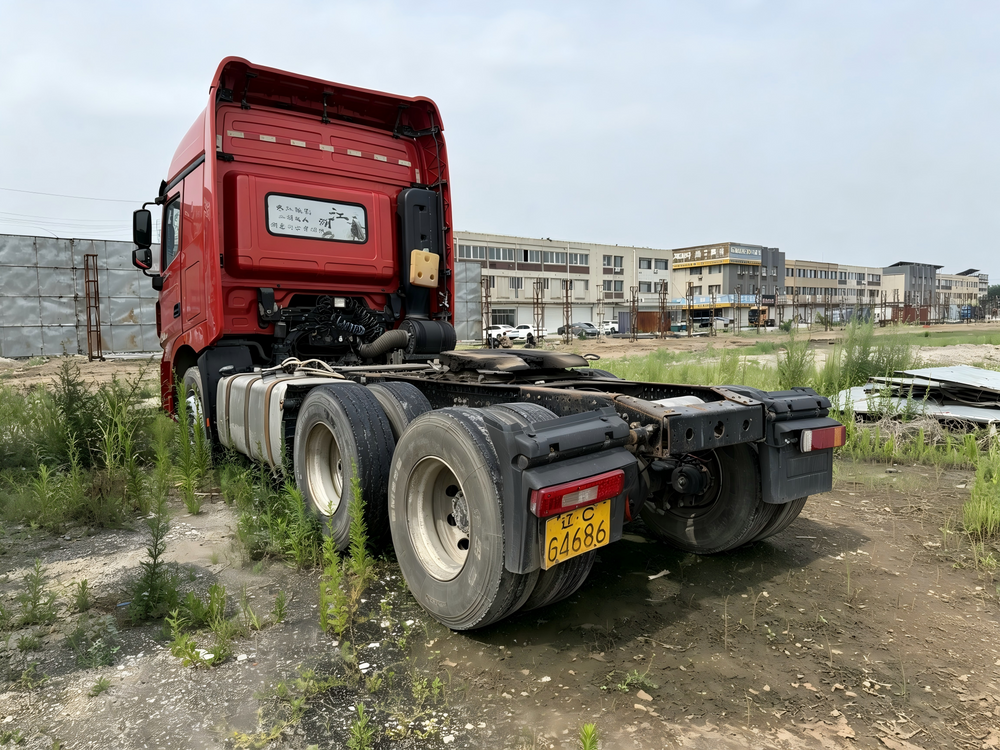 Used BEIBEN V3ET 460 HP 6×4 Tractor Truck-4686