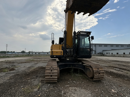 Used SANY SY650H 65 t Crawler Excavator - Unit 650H