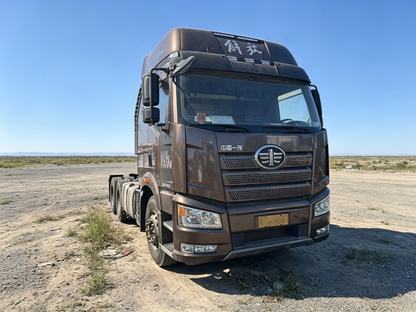 Used 2020 FAW Jiefang J6P 420 hp 6X4 Tractor Truck