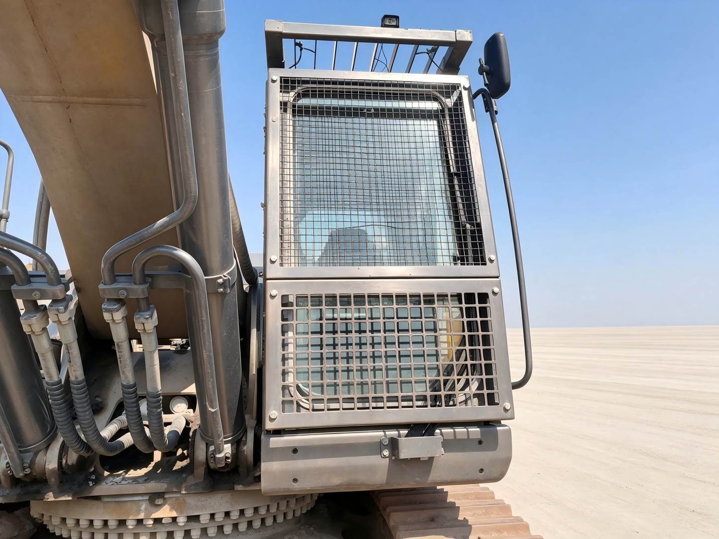Used XCMG XE600DK MAX 59.5 t Crawler Excavator – Unit 00089