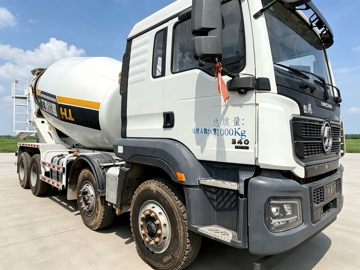 Used Shacman Delong M3000S 340 hp 8X4 8-12m³ Concrete Mixer Truck