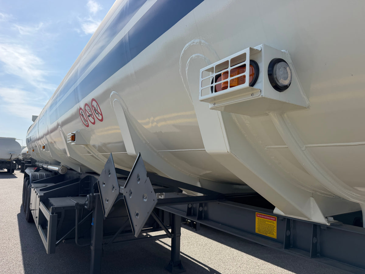 New FOTON TANK45000 60000 kg 12.5 m Aluminum Fuel Tank Semi-Trailer