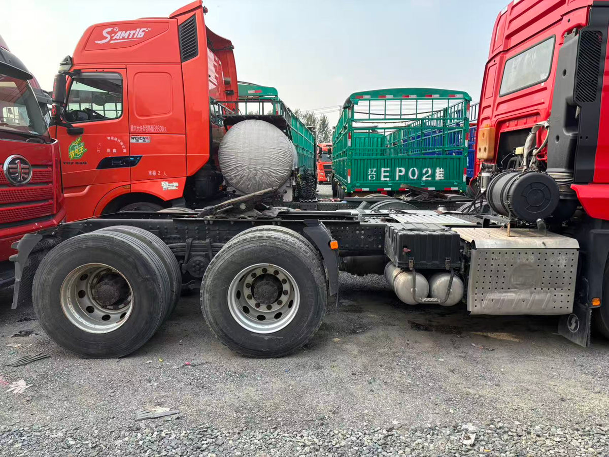 Used Jan 2023 SHACMAN Delong M3000S Manual Transmission 430 hp 366625km 6X4 Tractor Truck