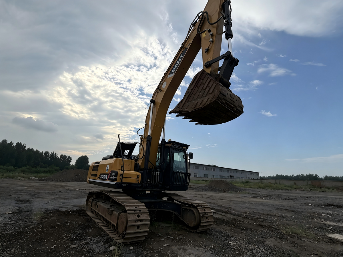 Used SANY SY375H 37.5 t Crawler Excavator - Unit 375H