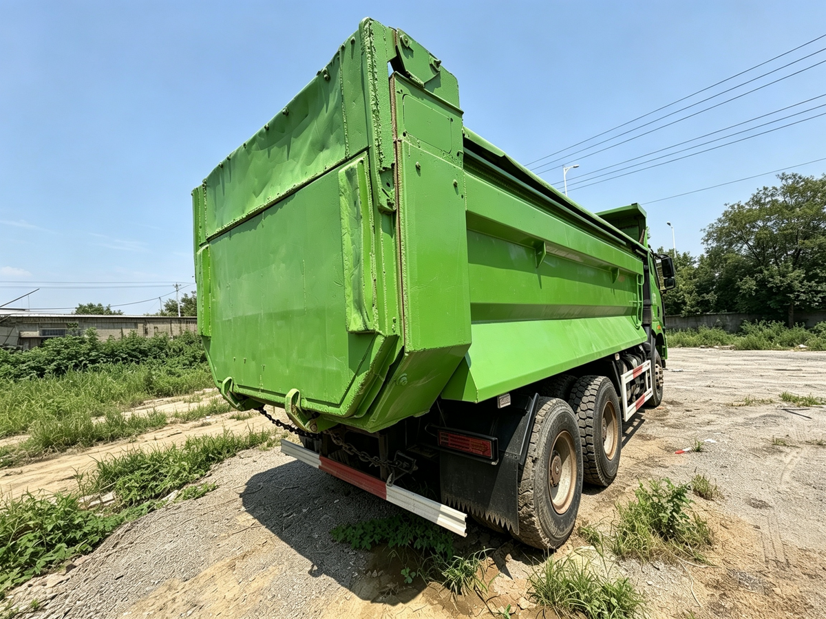 Used FAW Jiefang  350HP 6x4 Rear Dump Truck-2737