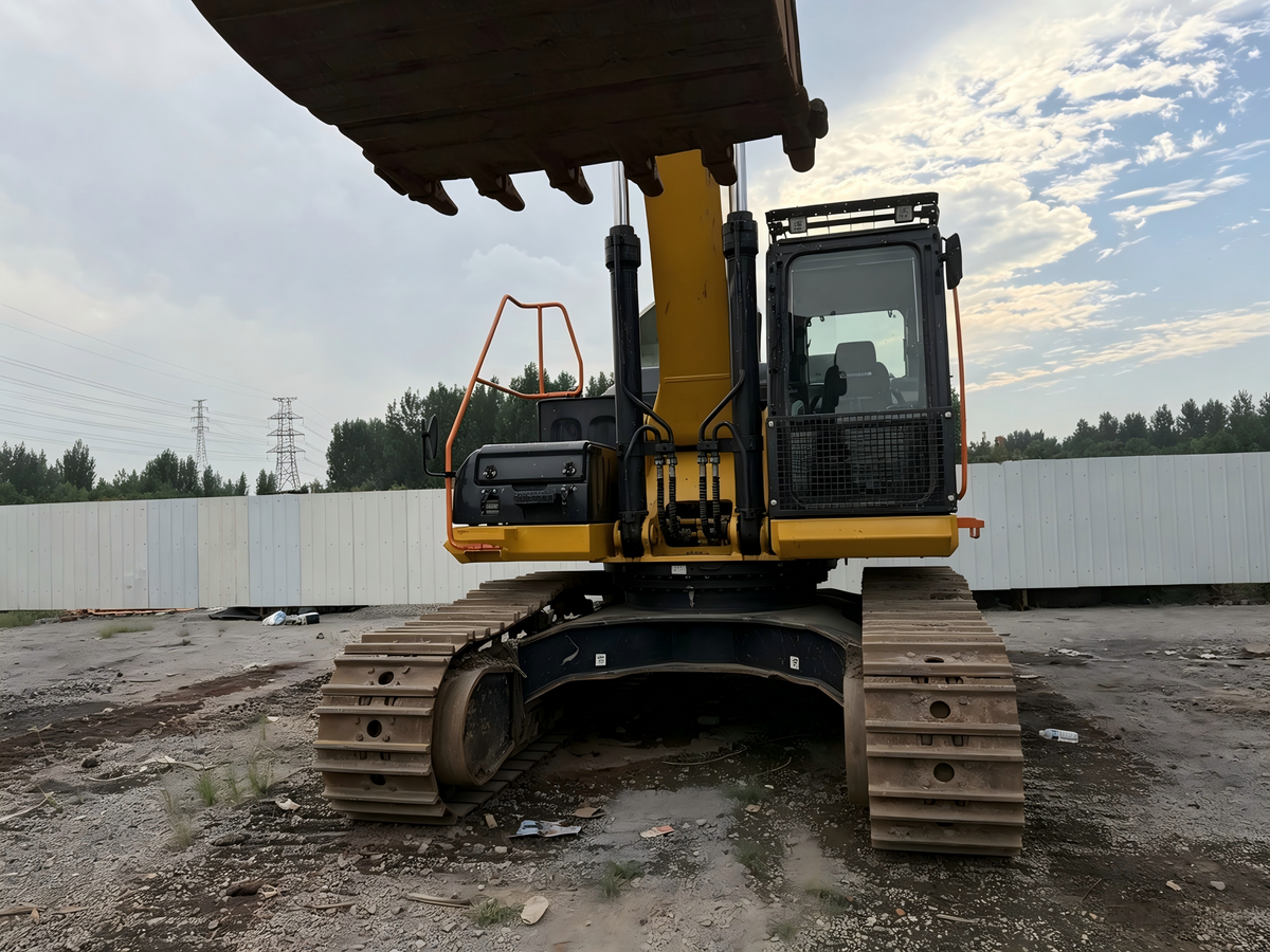 Used 2025 LIUGONG CLG939FGA 39.8 t Crawler Excavator – Unit 939F