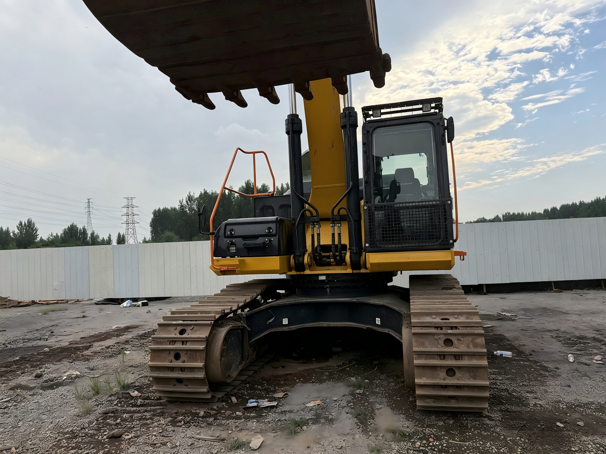 Used 2025 LIUGONG CLG939FGA 39.8 t Crawler Excavator – Unit 939F