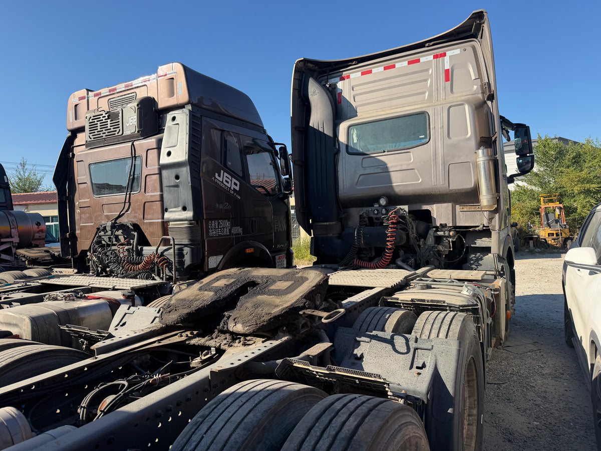 Used 2021 SINOTRUK HOWO T7H 480 hp 6X4 Tractor Truck