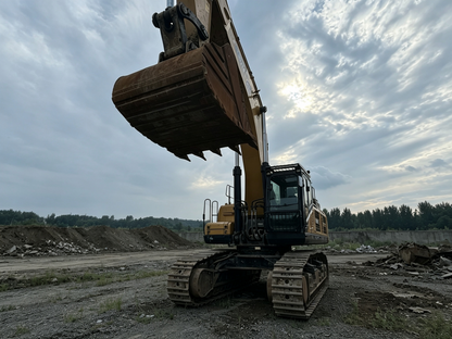 Used SANY SY870H 78.6 t Crawler Excavator - Unit 870H