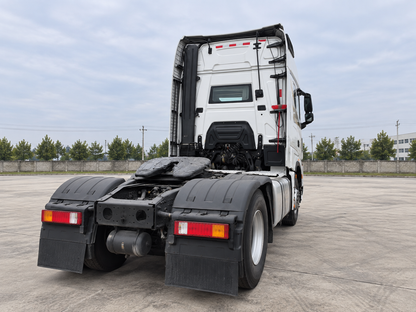 Used 2023 Shacman X6000 610 hp 6X4 220,000km Tractor Truck